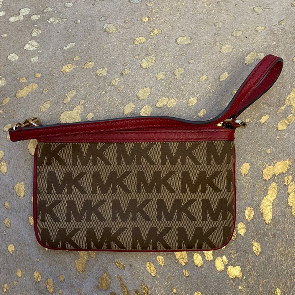 Michael Kors purse